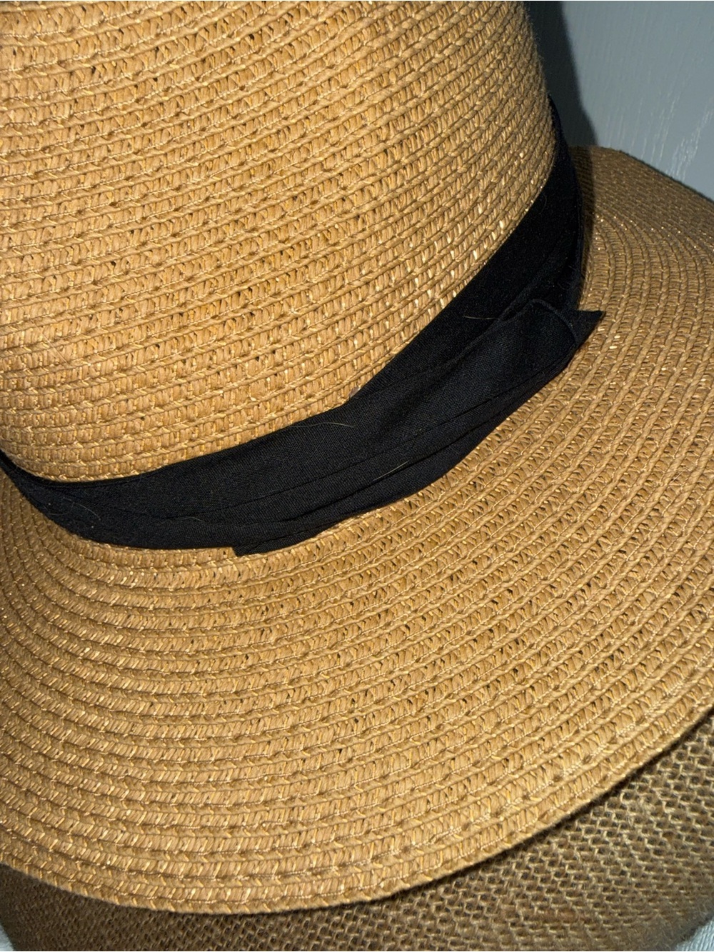 SHEIN Tan Straw Sun Hat with Black Band - Picture 2 of 4